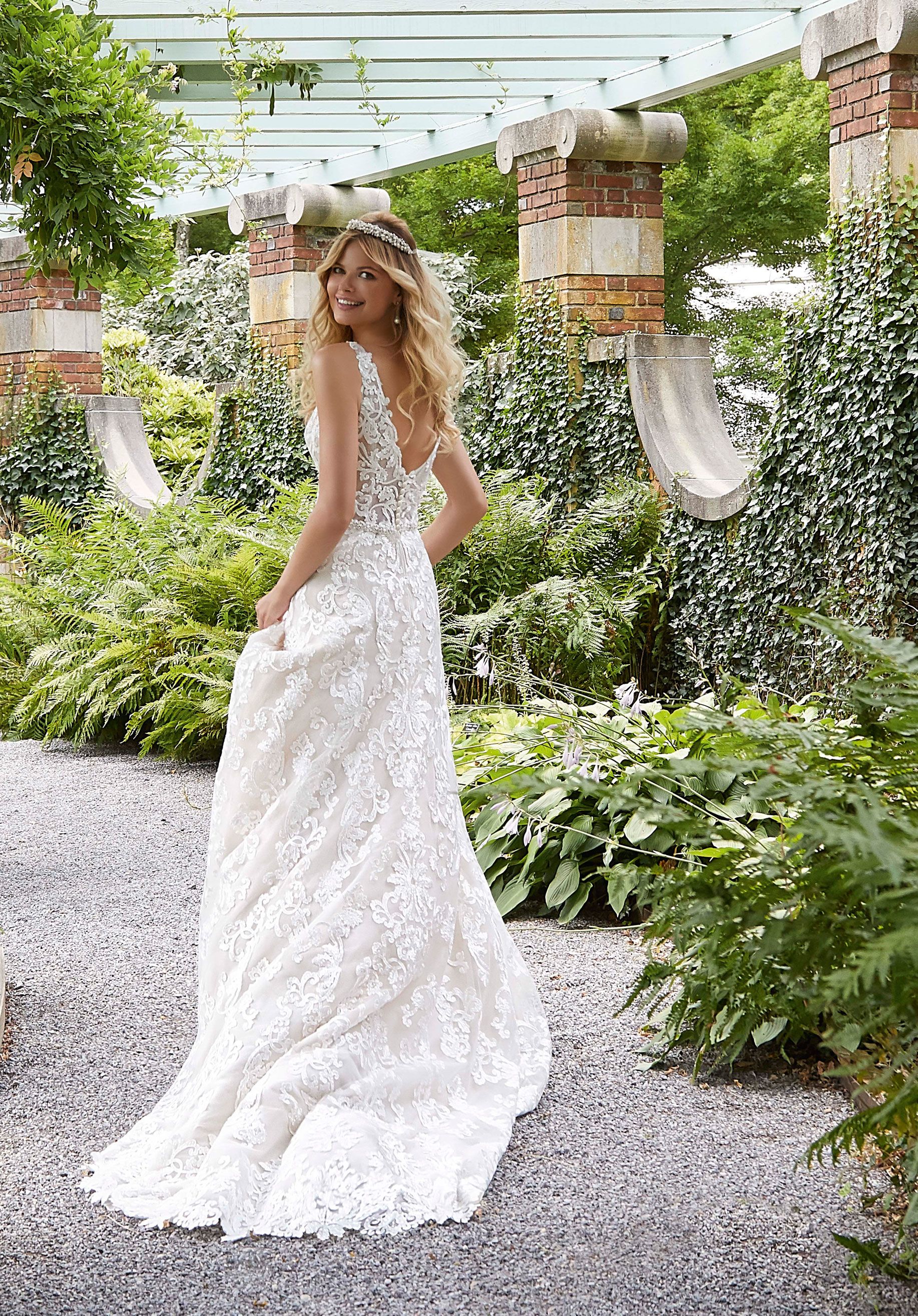 2025 Atelier Alexander abito da sposa taglio a trapezio con orlo smerlato